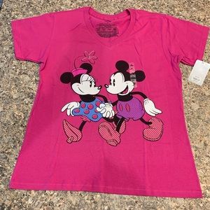 New with tags adorable Disney T-shirt. Size XL